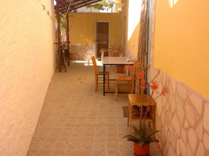 Vintage House-Vori-Rent Rooms