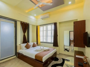 Silver Galaxy By Joy Suites