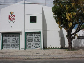 Boozers Pub & Hostel