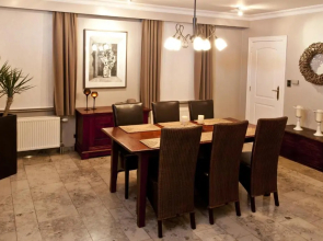 Luxurious Villa 't Hof van Kalenberg
