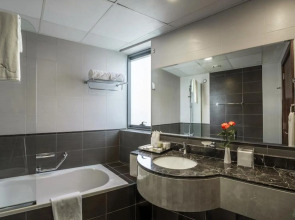 City Premiere Marina Hotel Apartments