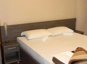 Beachfront Apartments Oaza 2