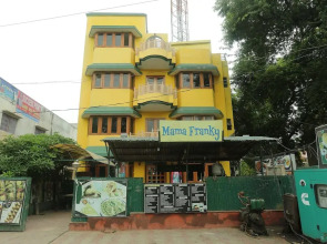Capital O 15091 Gaurav Boarding House