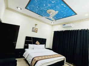 Pearl Galaxy Family Guest House