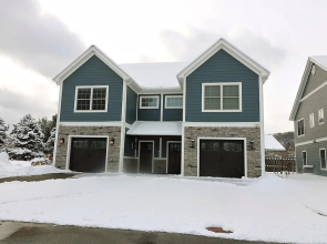 17 Glen Burn Trail 3 Bedroom Townhouse