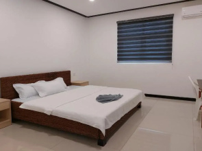 Marina Hotel