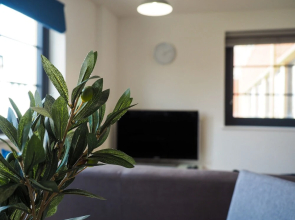 SA Today Apartments Farnborough with Fibre Wi-Fi & Netflix