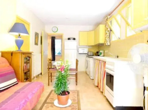 Apartment Rue Alphonse Daudet