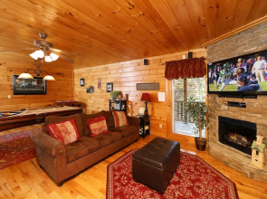 Blessed Nest 4 Br cabin by RedAwning