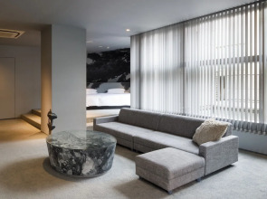 Отель The Screen