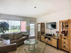 Resort-style Condo w/ Pool: 19 Miles to Fort Myers