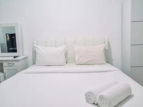 Minimalist Studio Room At Urbantown Serpong Apartment