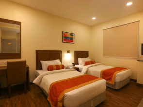 Treebo Welcome Inn, Porur