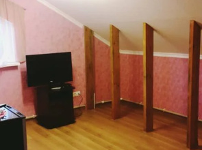 ArtAri II Guest House