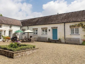 The Old Carriage Court