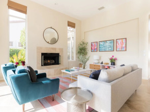 Fowler by Avantstay Stunning Home on Golf Course w/ Pool, Spa & Pool Table Lic-065889, 3 bd