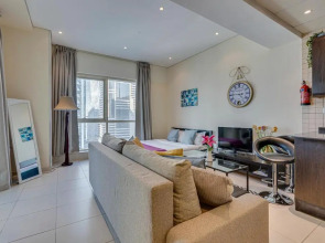 Sea View Studio 10min from beach Royal Oceanic