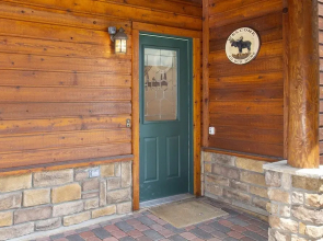 Clover At Slopeside Village 3 Bedroom Townhouse by RedAwning