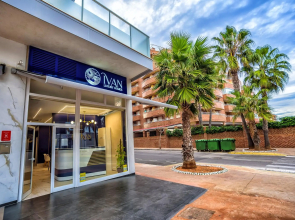Casa Munteanu - Ivan Luxury Homes - 6ª Planta - Esquinazo -1ª Linea de Playa