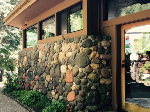 Junipine Resort