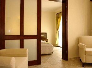 Hotel Asiyan