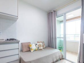 Full Apartment w/ View and Balcony - Sol0404