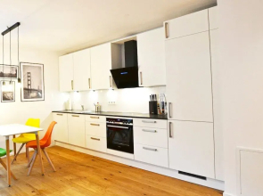 Modern apartment near downtown