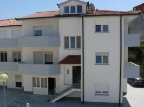 A7 - apt With 2 Balconies, 5 min Walking to Beach