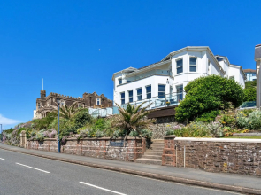 Ocean Lookout - Luxury Woolacombe Beach Apartment with Sea Views