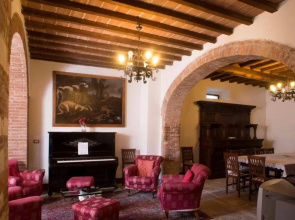 Imposing Villa With 5 Apartments Ideal for Groups Pool -aia Vecchia