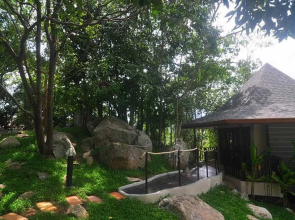 Lom Choi Villa