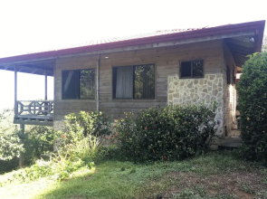 Many's House - La Joya De Ballena