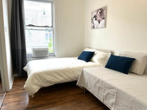 Chez Mont Royal Apartments