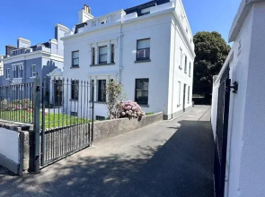 Windsor Villas by Pureserviced