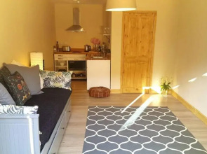 Bristol Little House