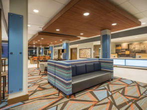 Holiday Inn Express & Suites Greenville SE - Simpsonville by IHG