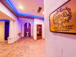 Hotel Apollo