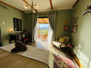 360on62 Mountain View Farm Cottages