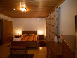 Casa da Ribeirinha
