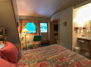 Blue Heron Bed and Breakfast