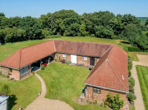 Holly Lodge Country Guest House