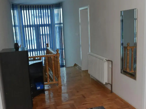 Blue House Apartment