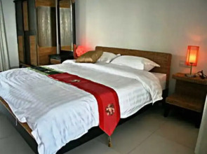 Tianci 18 Degrees Weilan Apartment