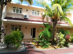 Apartment With 3 Bedrooms in Flic en Flac, With Shared Pool, Enclosed Garden and Wifi - 500 m From the Beach