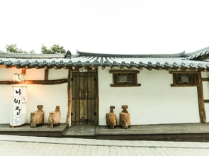 Jeonju Duul Navirang Hanok Stay