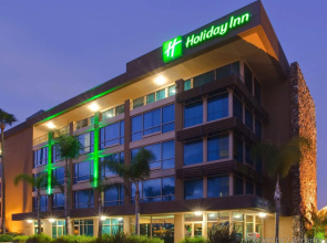 DoubleTree by Hilton San Diego Bayside
