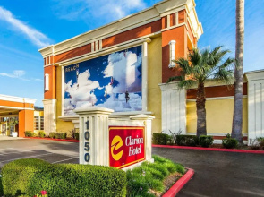 Holiday Inn Concord