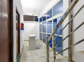 Rishi Guest House by OYO Rooms