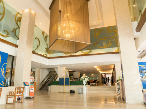 Grand Jomtien Palace Hotel