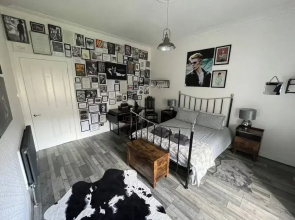 6 Guests - 3 Bedrooms - Sea View - Pet Friendly